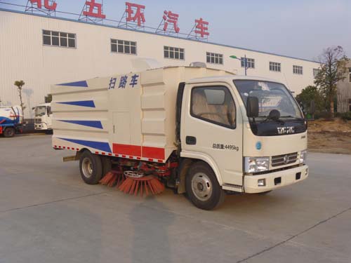 東風(fēng)多利卡掃路車